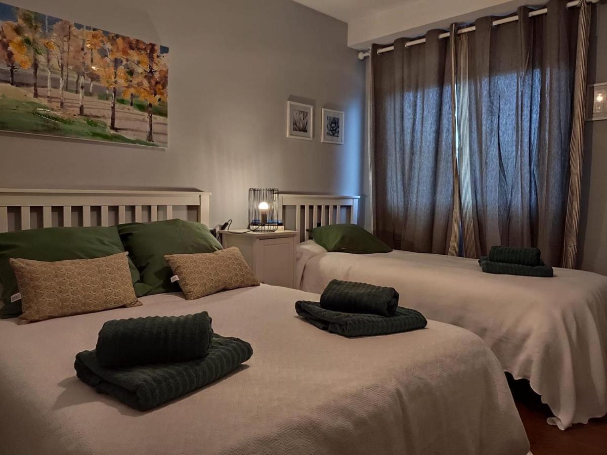 Byhouse Atico Matias Lopez Apartment Sarria Luaran gambar